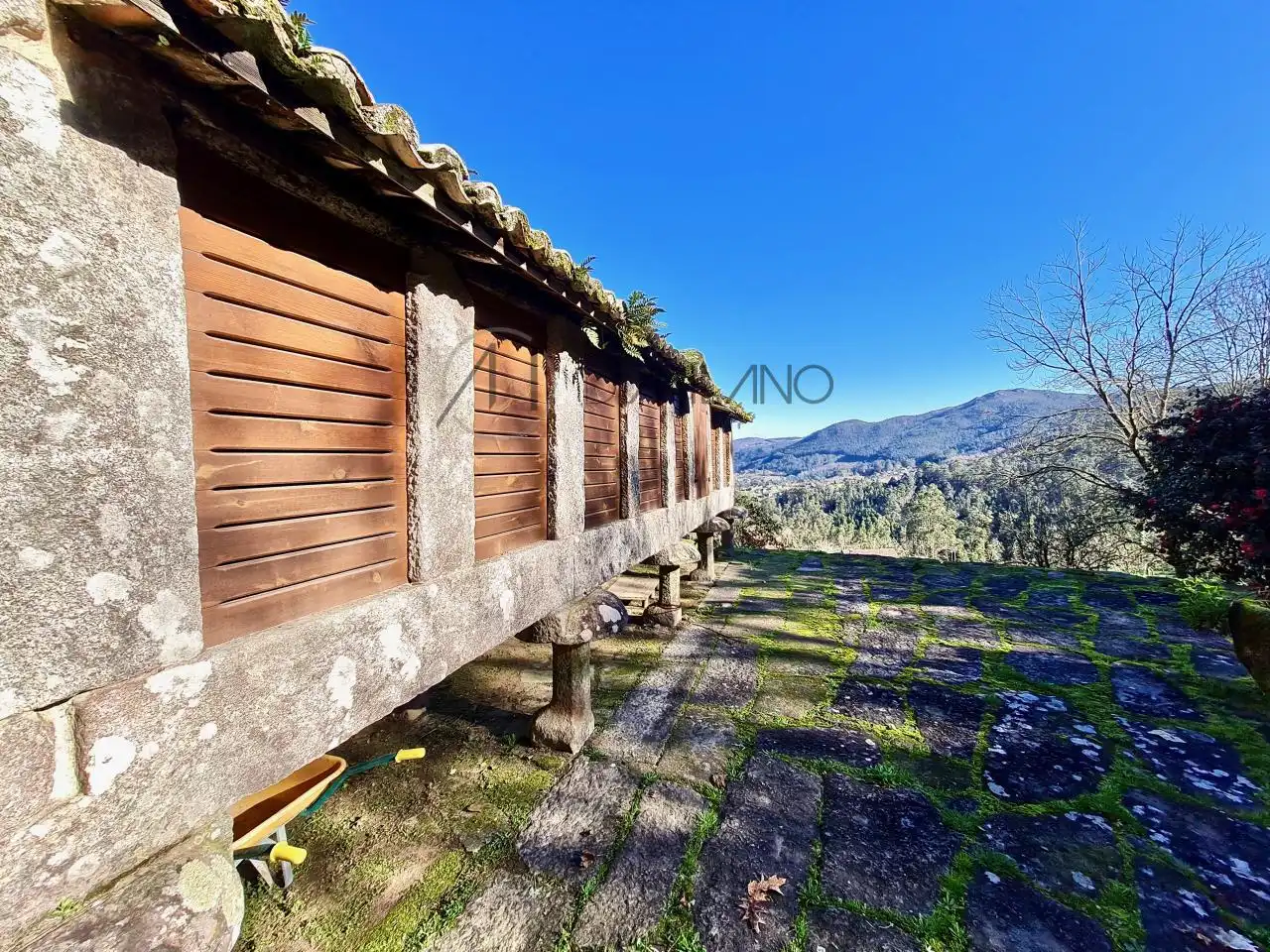 Außenansicht von Country house zum Verkauf in Gondomar mit Heizung, Privatgarten und Terrasse