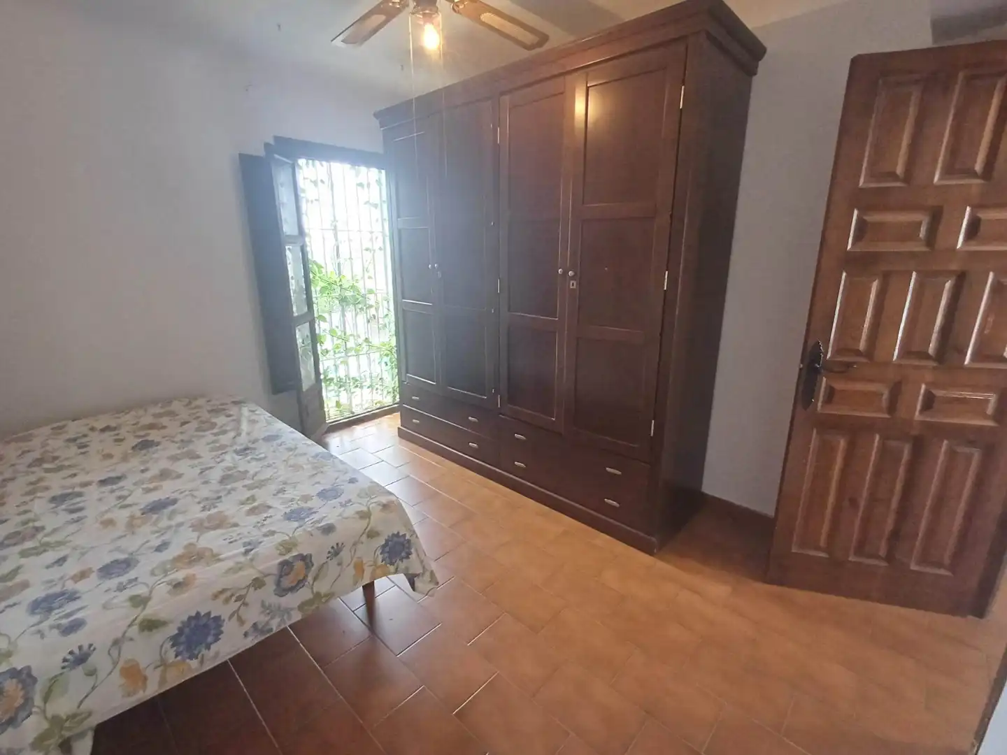 Dormitori de Casa adosada en venda en Vélez-Málaga amb Terrassa, Moblat i Piscina comunitària