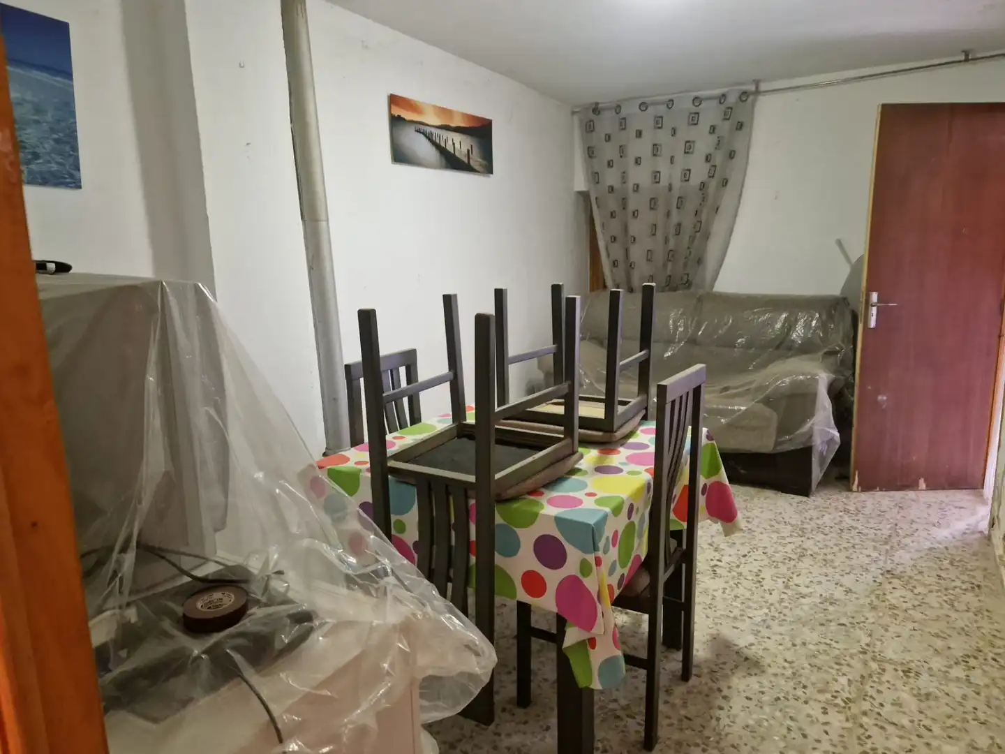 Menjador de Casa adosada en venda en Cuenca amb Moblat
