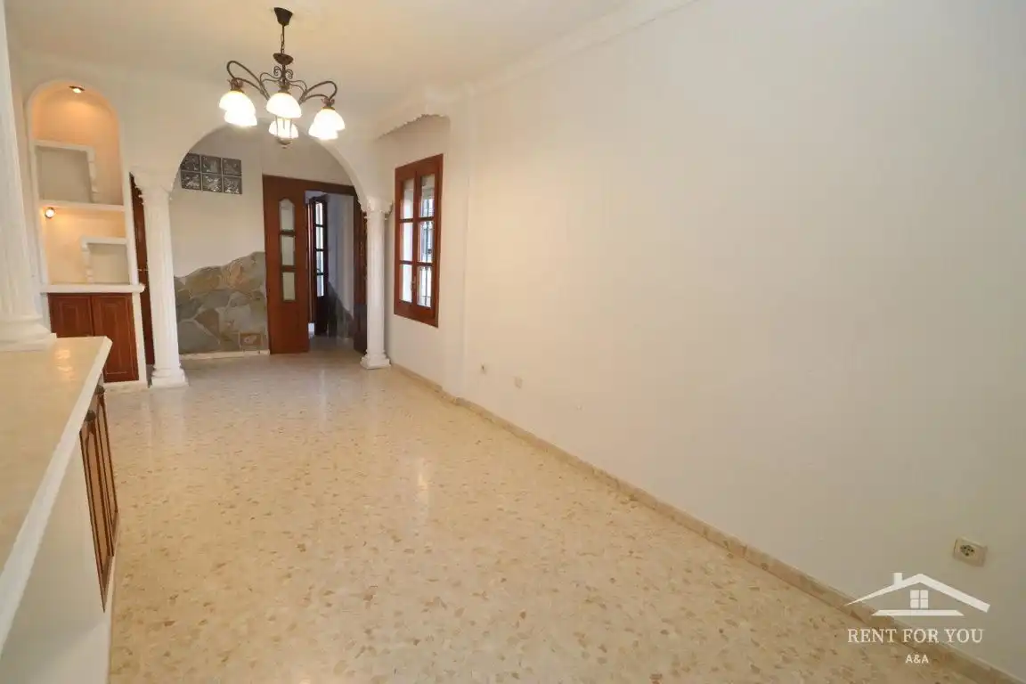 Maisonette zur Miete in Coín mit Klimaanlage und Balkon