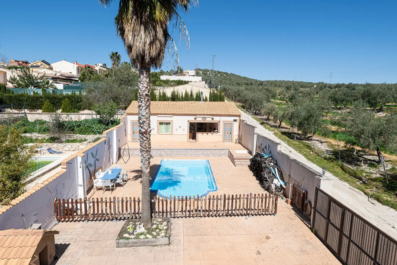 Piscina de Casa o xalet en venda en La Guardia de Jaén amb Terrassa