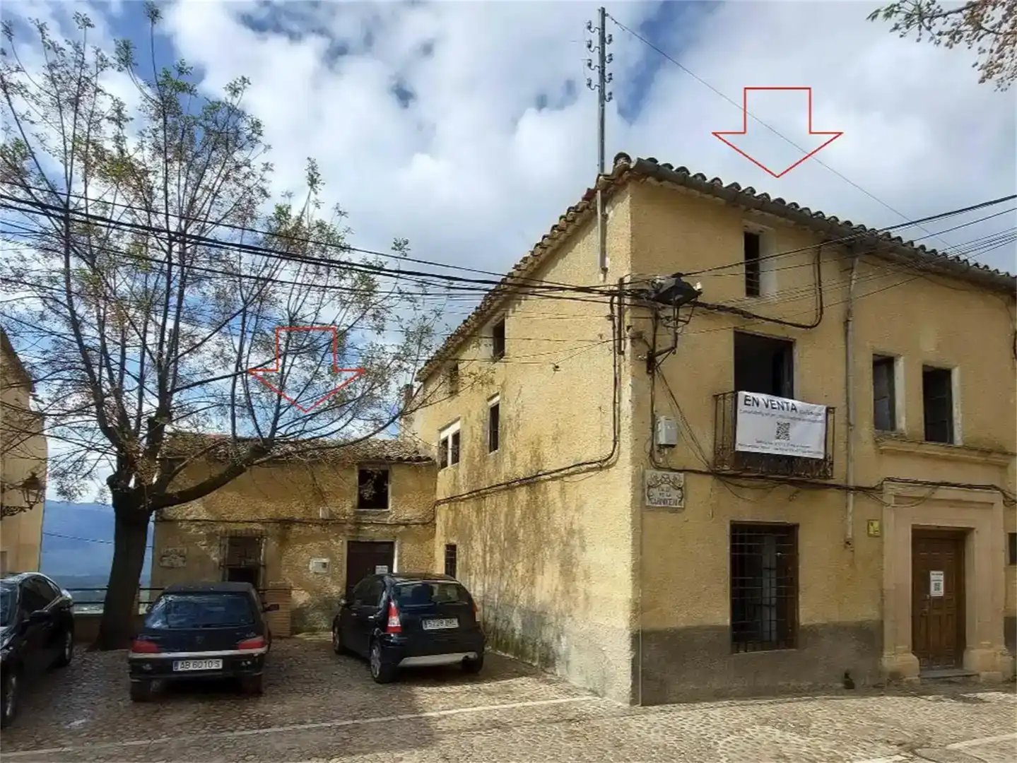 Vista exterior de Casa o xalet en venda en Yeste amb Traster i Balcó