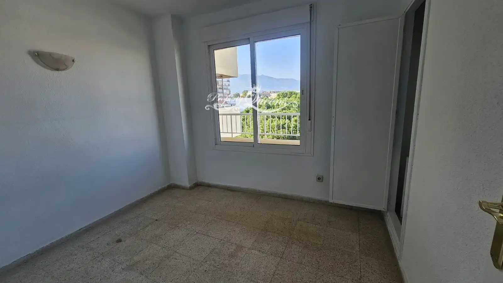 Schlafzimmer von Wohnung zur Miete in Fuengirola mit Terrasse, Ofen und Waschmaschine