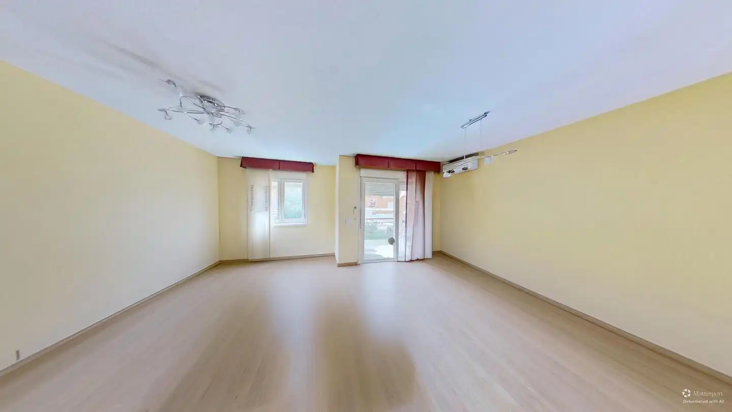 Sala d'estar de Casa adosada en venda en Valdemoro amb Aire condicionat, Calefacció i Moblat