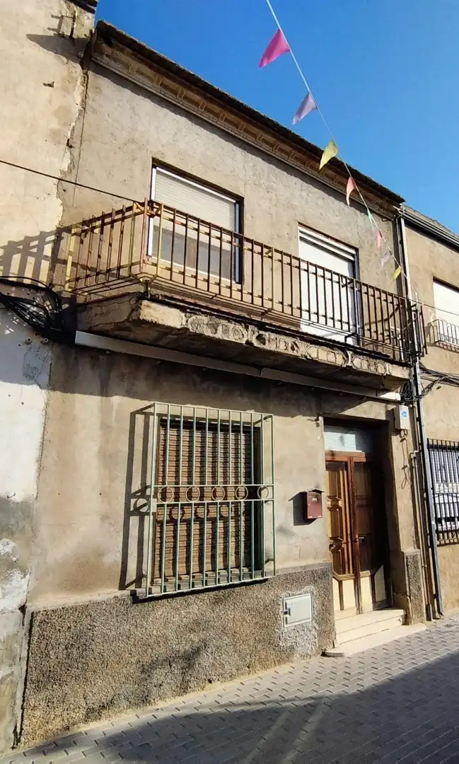 Vista exterior de Casa o xalet en venda en Murcia amb Terrassa, Traster i Balcó