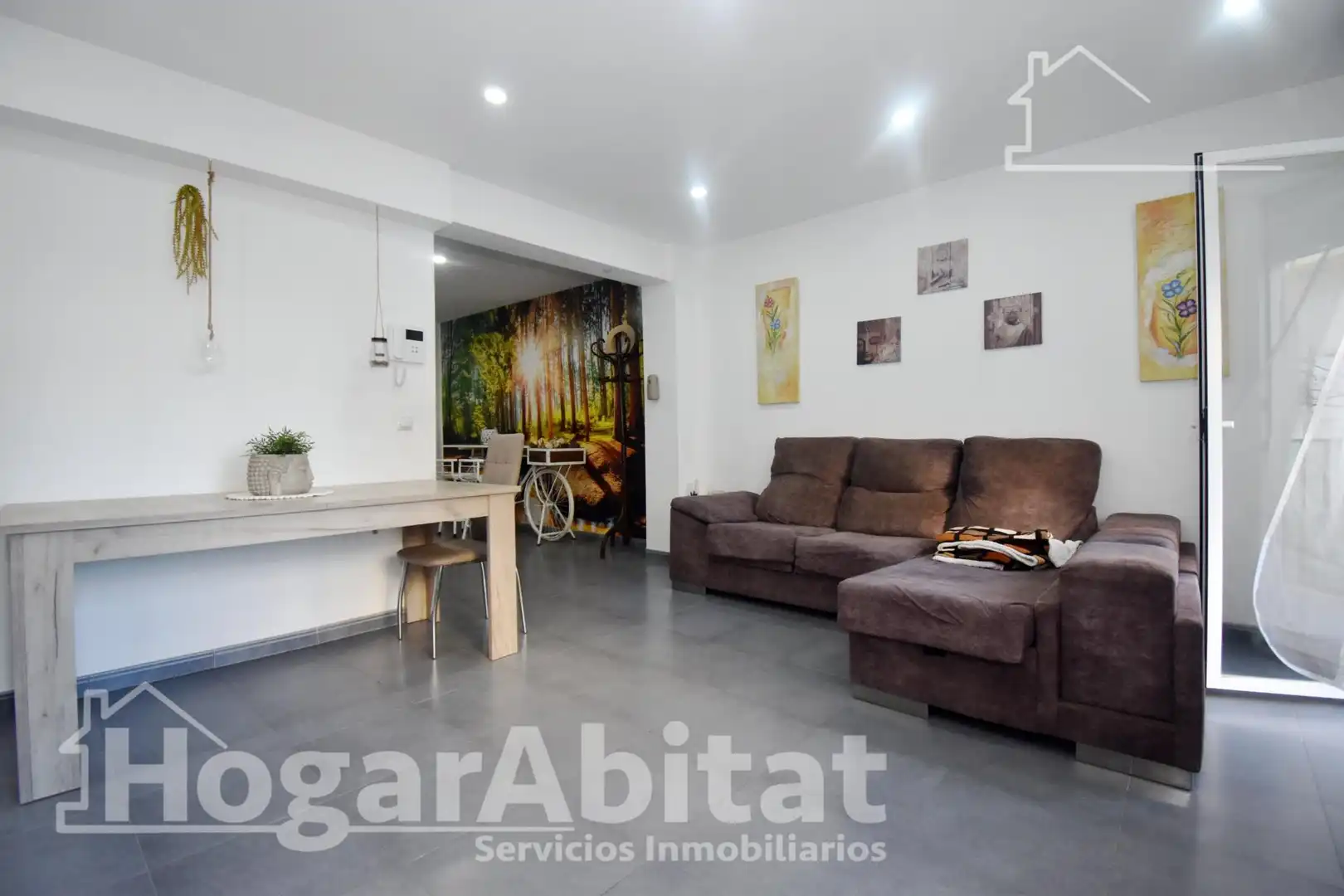 Living room of Flat for sale in Castellón de la Plana / Castelló de la Plana  with Heating, Terrace and Furnished