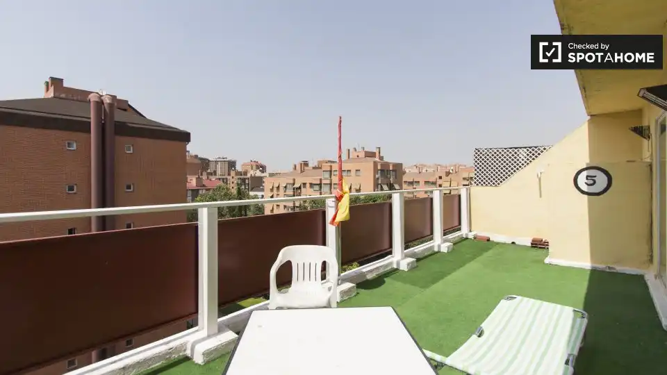 Terrace of Flat for share in Hortaleza