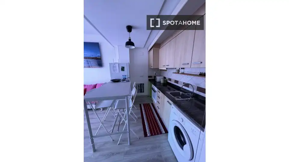 Cocina de Apartamento para compartir en Villanueva del Río Segura con Aire acondicionado, Terraza y Amueblado
