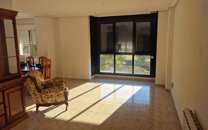 Living room of Flat for sale in Talavera de la Reina  with Heating, Storage room and Community pool