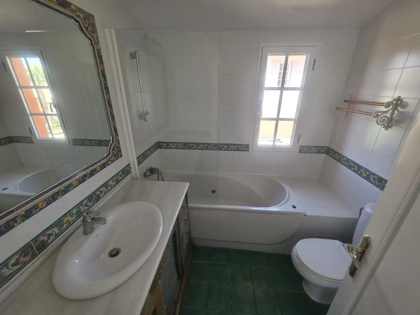 Bany de Casa o xalet en venda en La Oliva amb Jardí privat