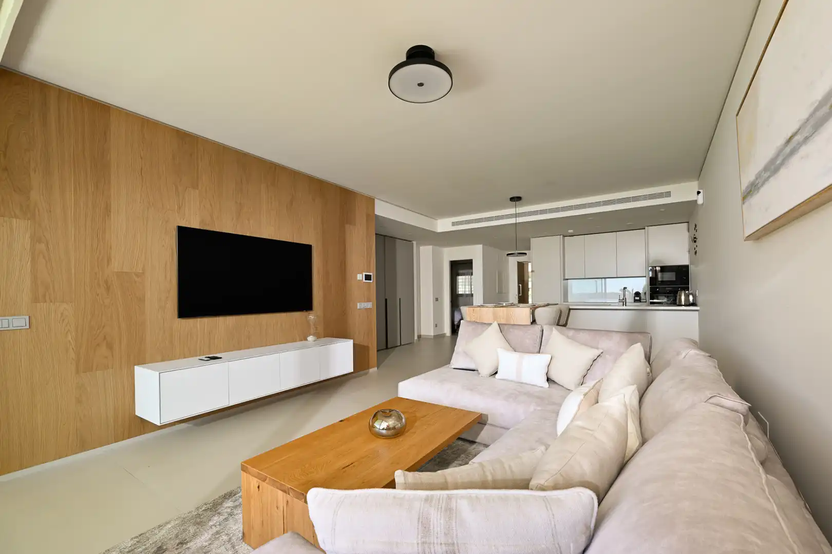 Sala d'estar de Planta baixa en venda en Fuengirola amb Aire condicionat, Jardí privat i Terrassa