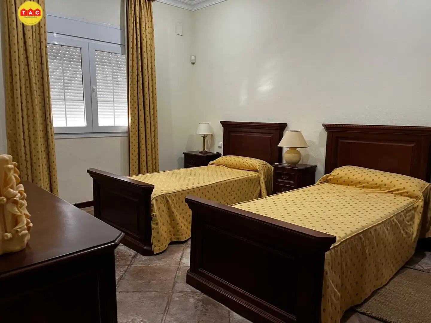 Habitación de Casa o chalet en venta en Lepe con Aire acondicionado, Calefacción y Jardín privado