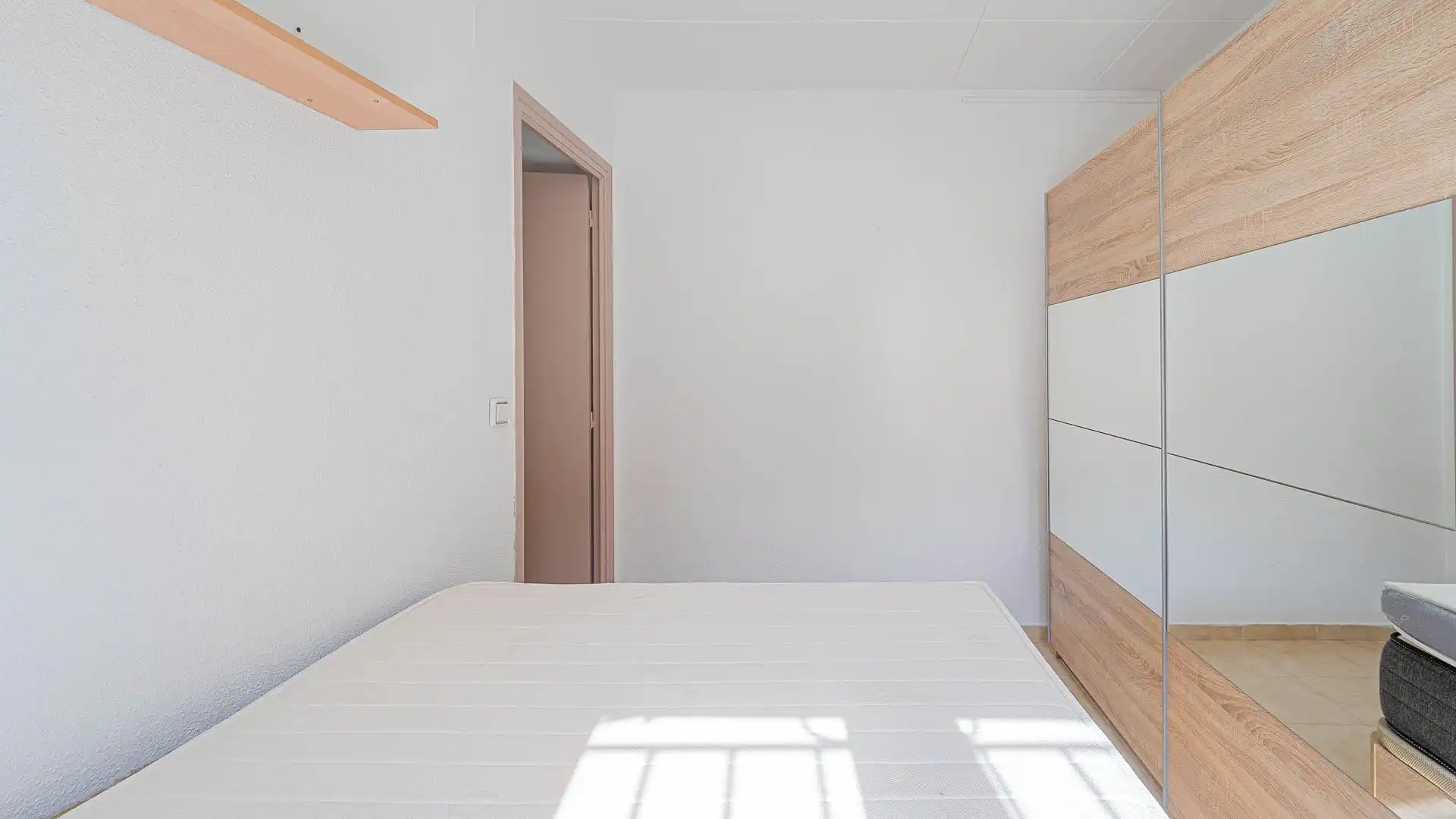 Habitación de Casa o chalet en venta en Orihuela con Jardín privado, Amueblado y Piscina comunitaria