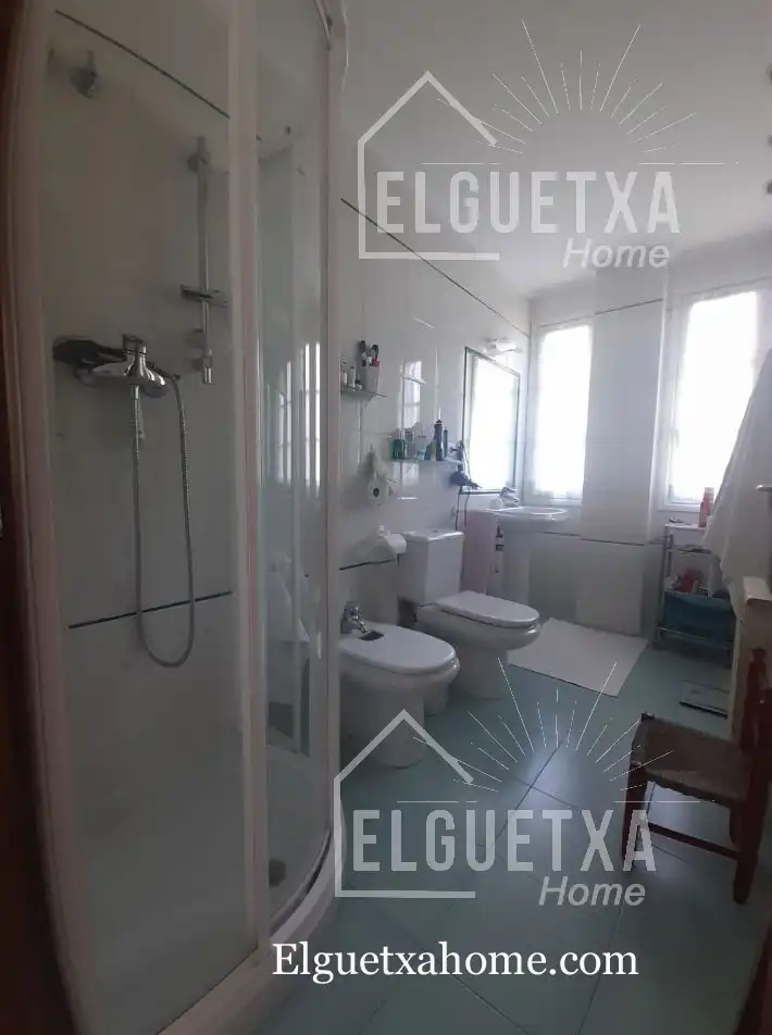 Baño de Casa adosada en venta en Plentzia con Calefacción, Jardín privado y Terraza