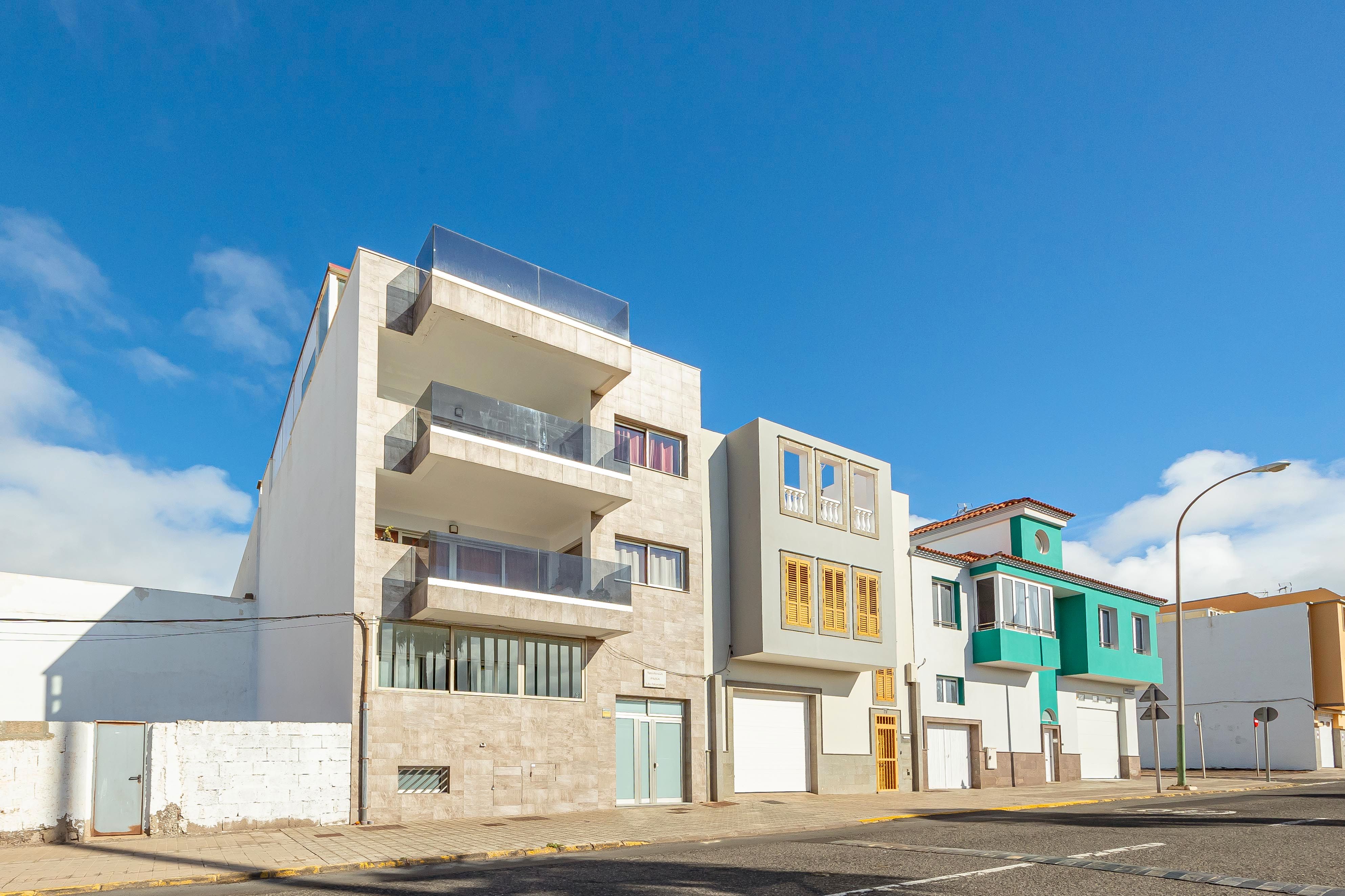 Vista exterior de Piso en venta en Las Palmas de Gran Canaria con Trastero