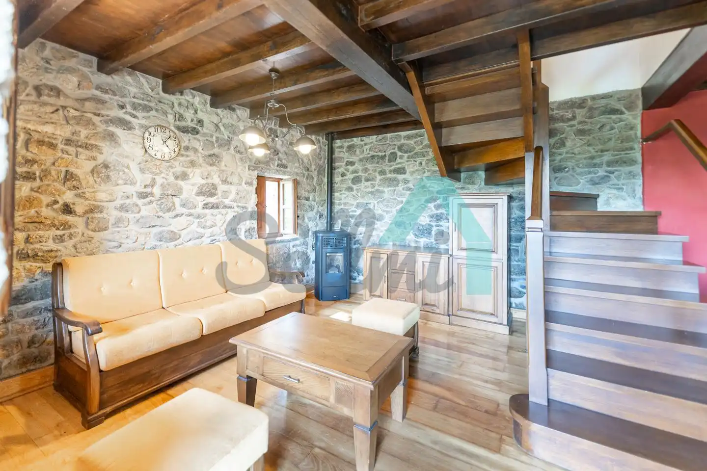 Sala de estar de Casa o chalet en venta en Morcín con Jardín privado, Terraza y Balcón