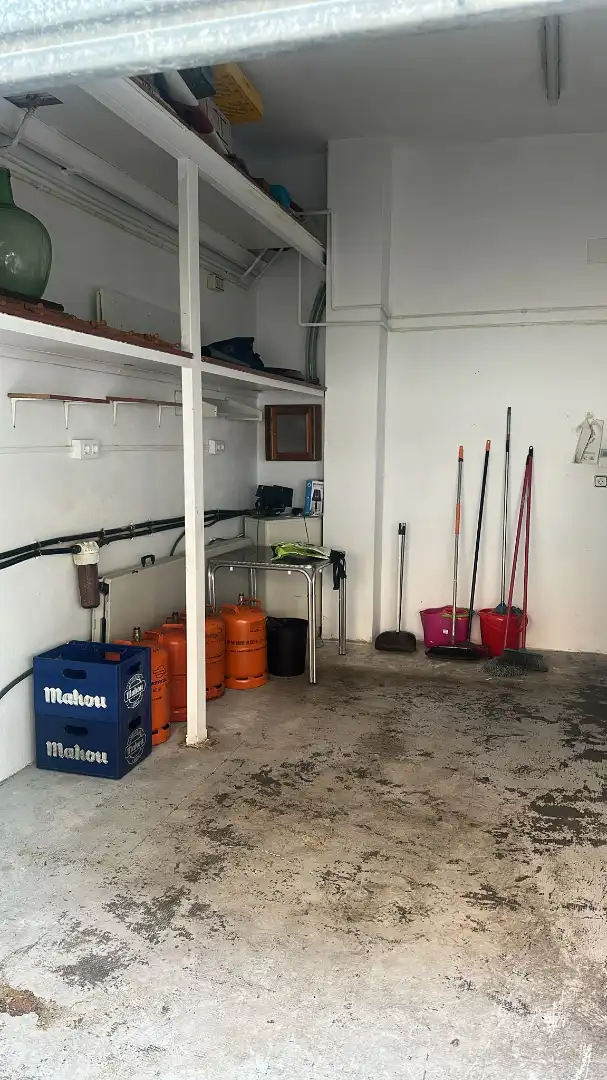 Geschaftsraum zur Miete in Massalavés mit Klimaanlage, Heizung und Terrasse