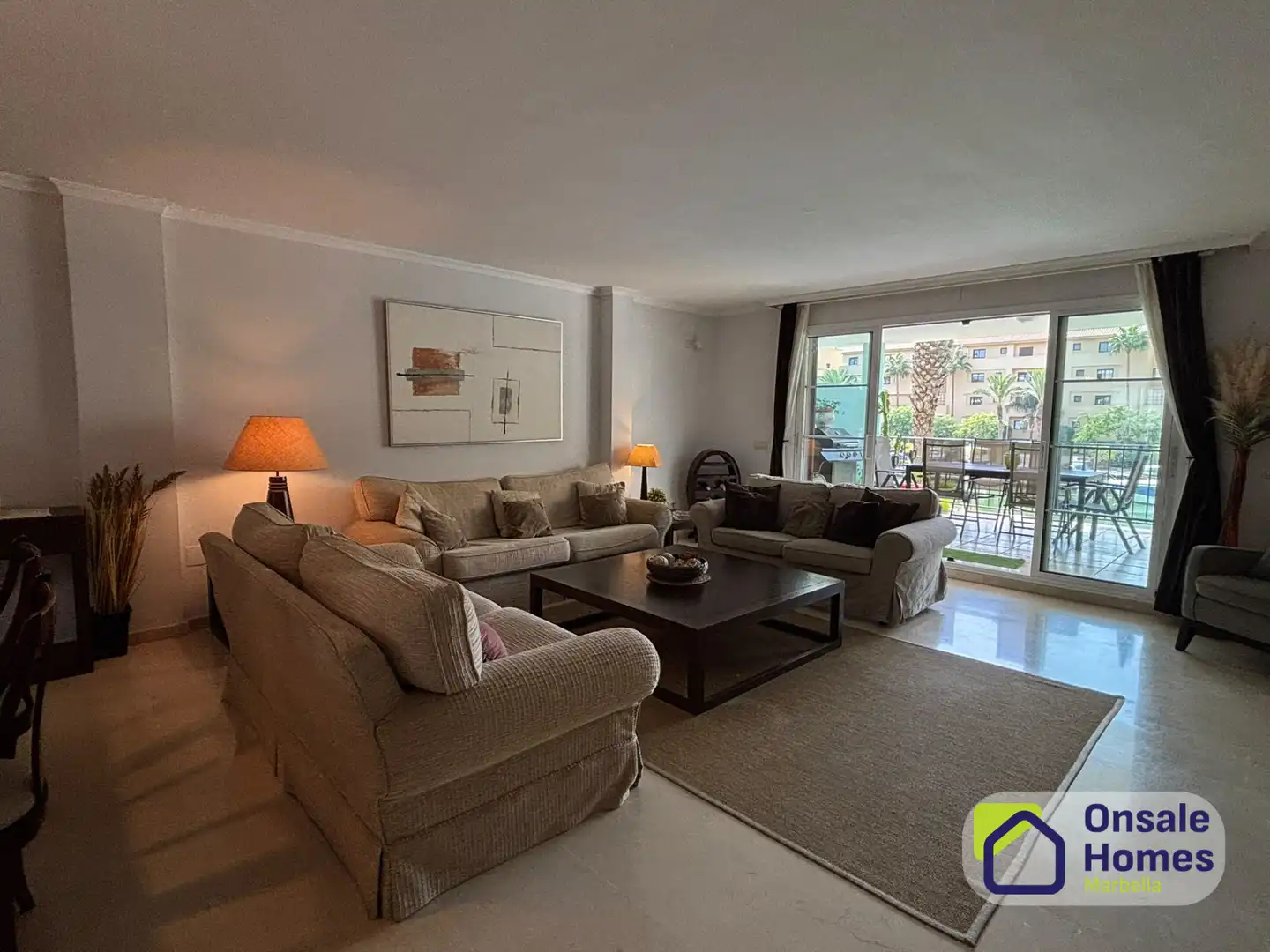 Appartamento con terrazza in vendita a Avenida de la Marina, imagen 6