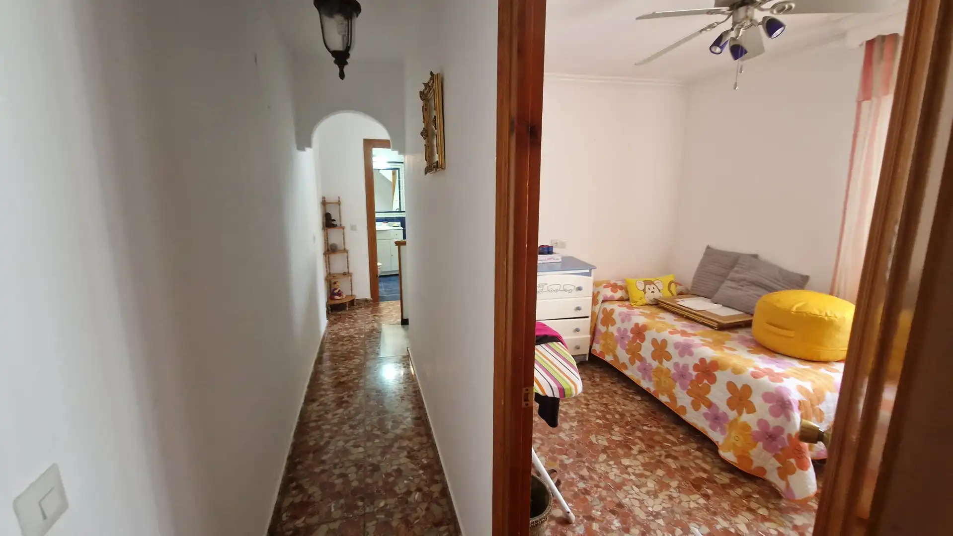 Houses for sale in Estepona  with Air Conditioner and Terrace