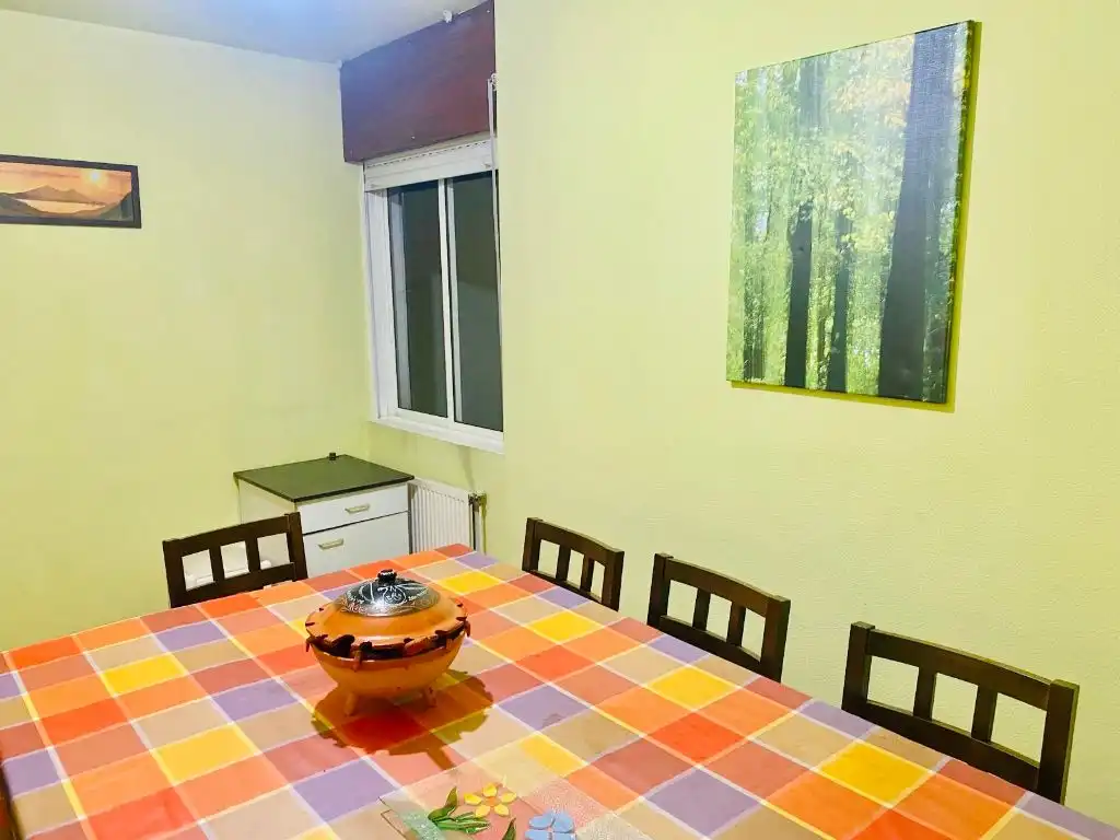 Esszimmer von Maisonette zum Verkauf in Lugo mit Heizung, Möbliert und Ofen