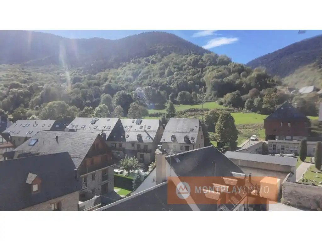 Vista exterior de Dúplex en venda en Vielha e Mijaran