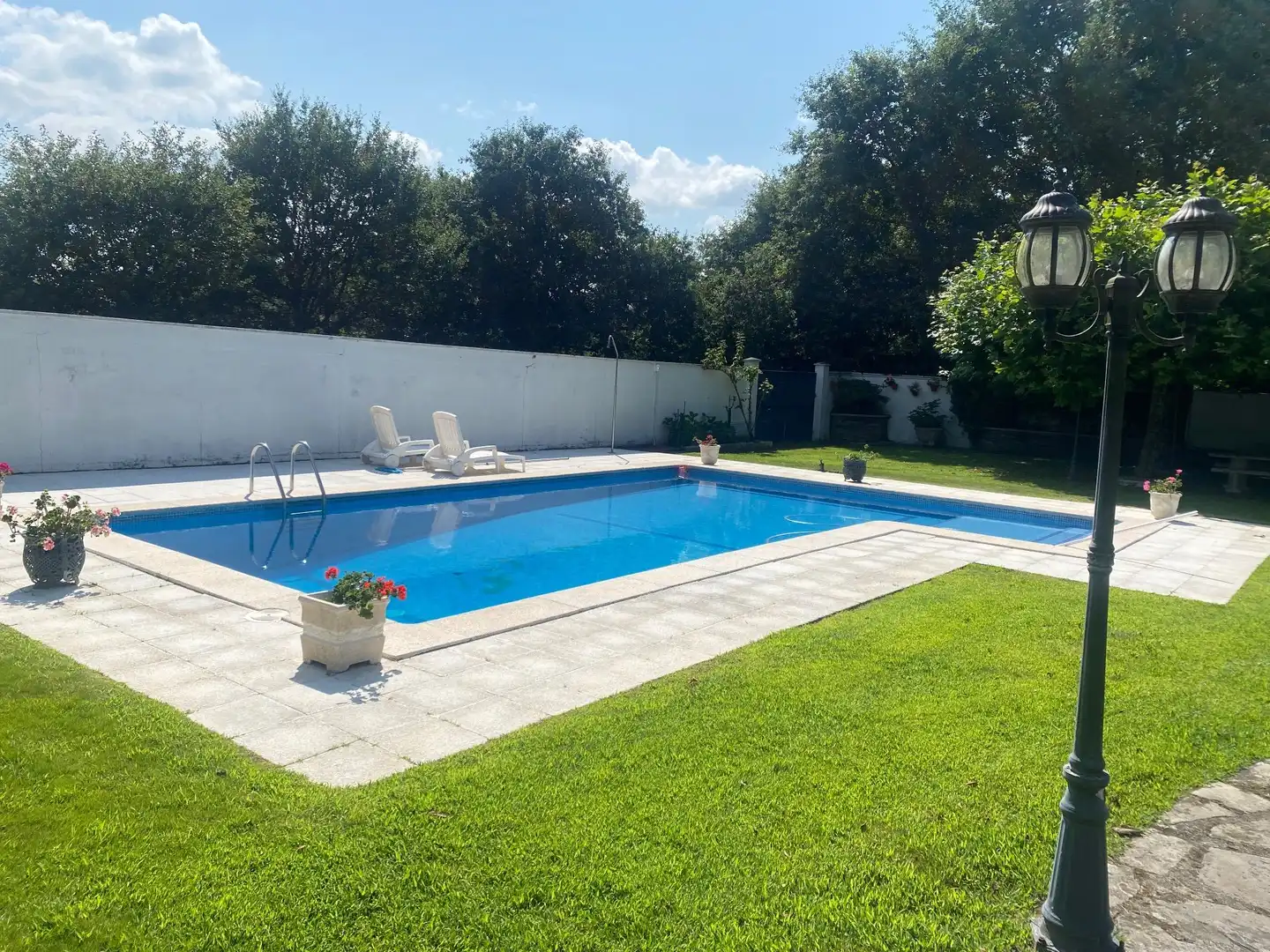 Piscina de Casa o chalet en venta en Lugo con Calefacción, Piscina y Amueblado