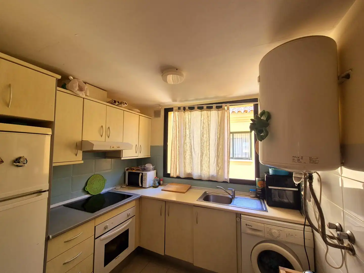 Küche von Dachboden zum Verkauf in Mijas mit Privatgarten, Terrasse und Gemeinschaftspool