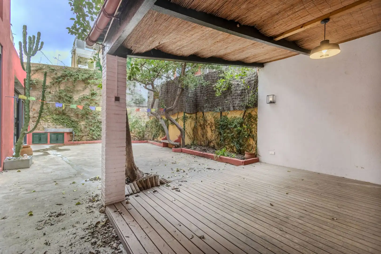 Terraza de Casa adosada en venta en Barcelona con Parquet y Terraza