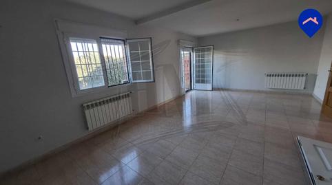 Foto 5 de Casa adosada en venda a Calle 11 de Marzo, Carranque, Toledo