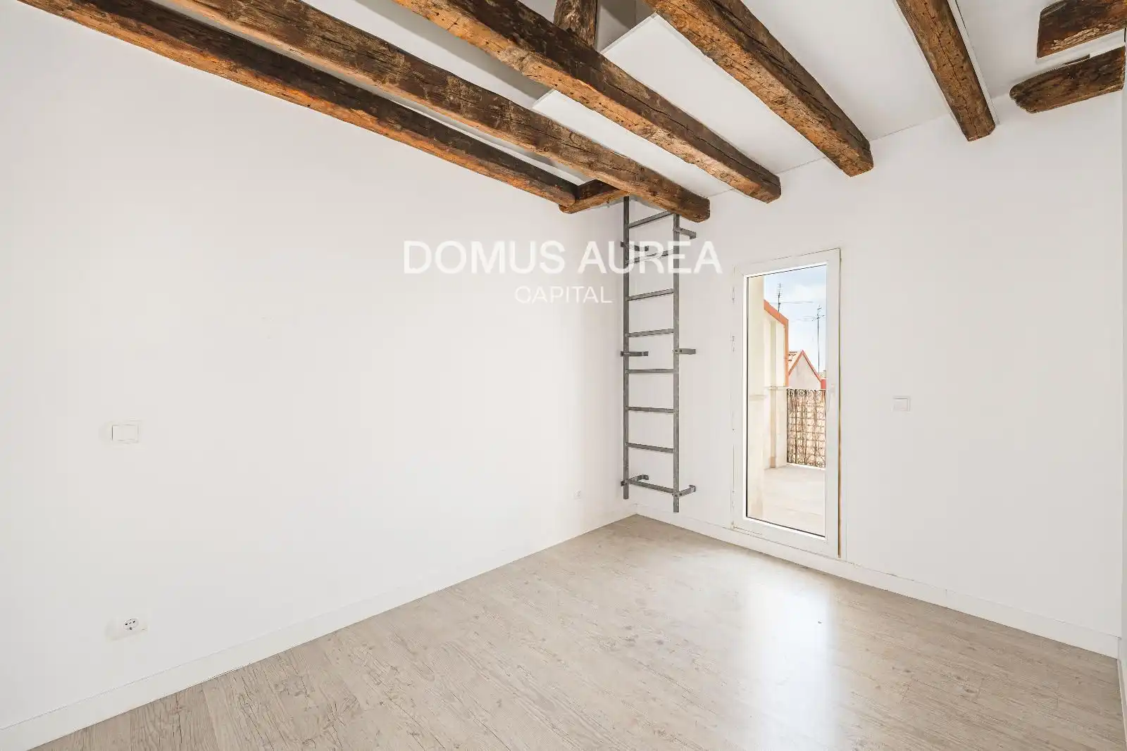 Habitación de Ático de alquiler en Madrid con Aire acondicionado, Calefacción y Parquet
