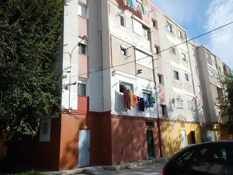 Vista exterior de Pis en venda en La Línea de la Concepción