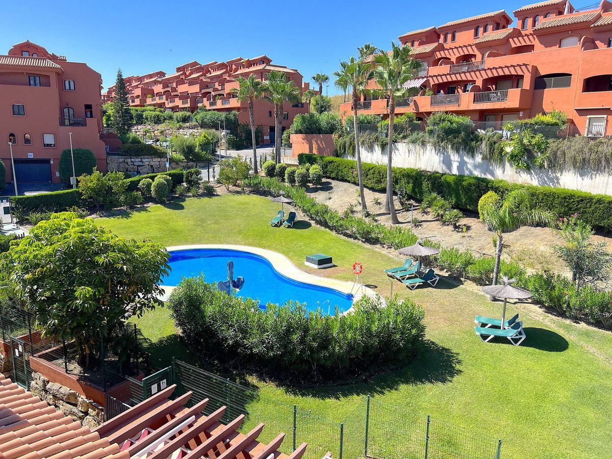 Garden of Duplex for sale in Estepona  with Air Conditioner, Terrace and Storage room