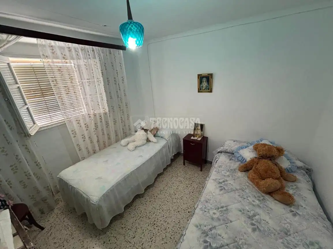 Habitación de Casa adosada en venta en Antequera con Terraza