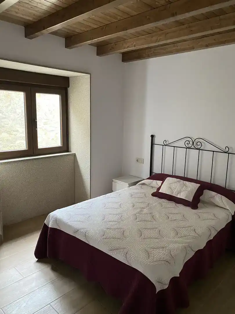 Habitación de Piso de alquiler en Carnota con Amueblado y Balcón