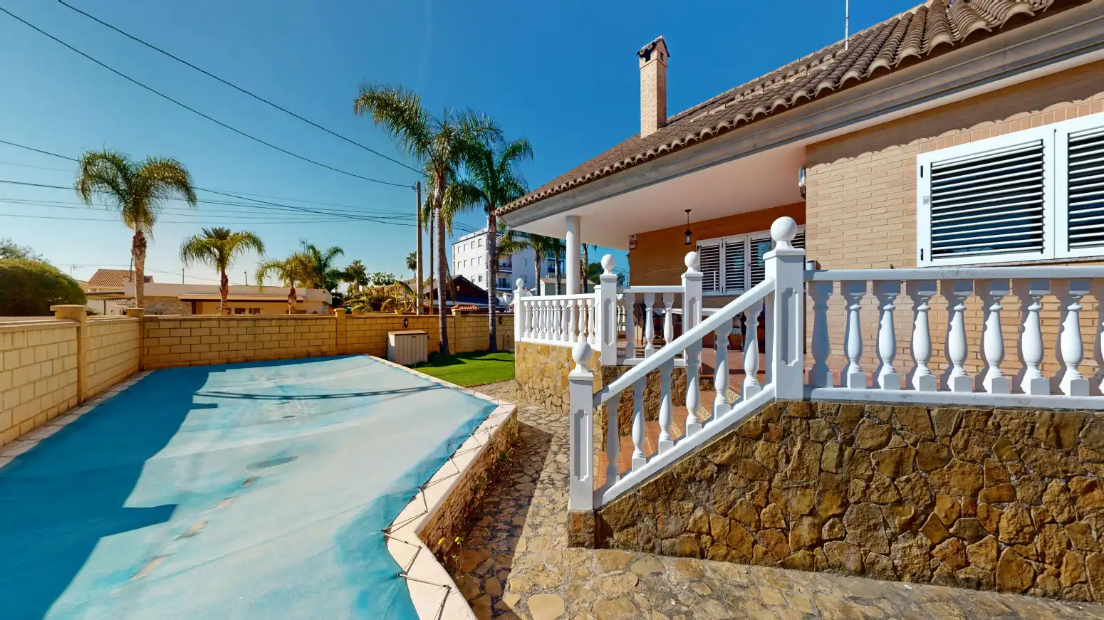 Exterior view of Houses for sale in Sagunto / Sagunt  with Private garden, Terrace and Swimming Pool