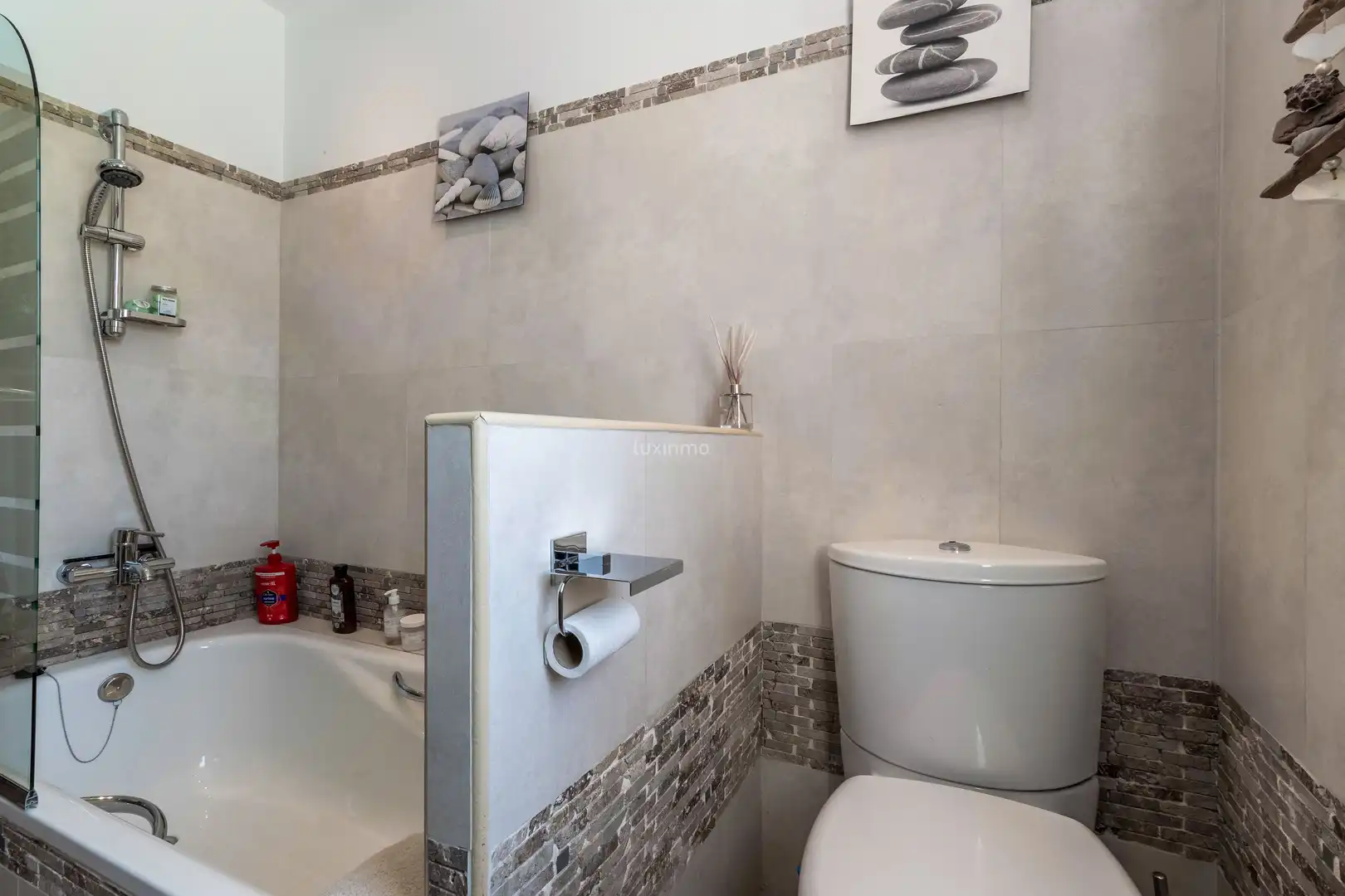 Bathroom of Houses for sale in L'Alfàs del Pi  with Air Conditioner, Heating and Terrace