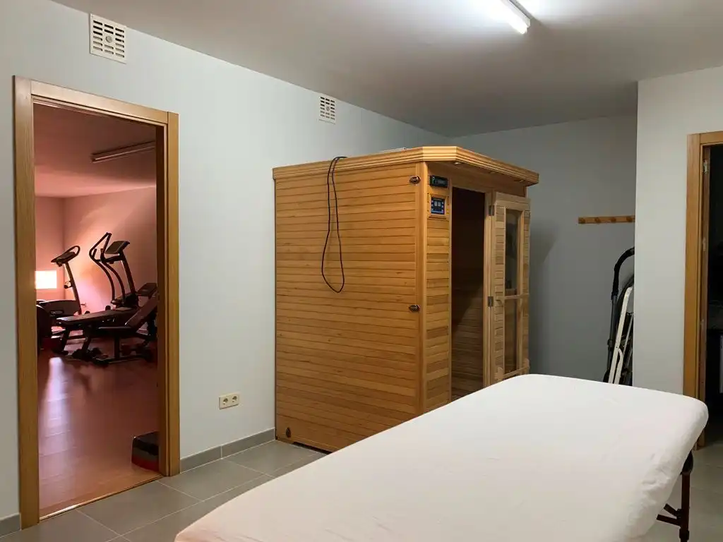 Bedroom of Houses for sale in L'Alfàs del Pi  with Air Conditioner, Heating and Private garden
