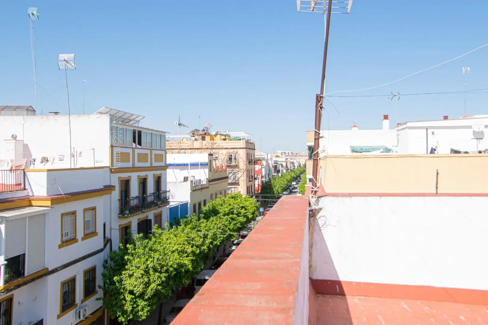 Exterior view of Flat for sale in Sevilla  with Air Conditioner, Heating and Terrace