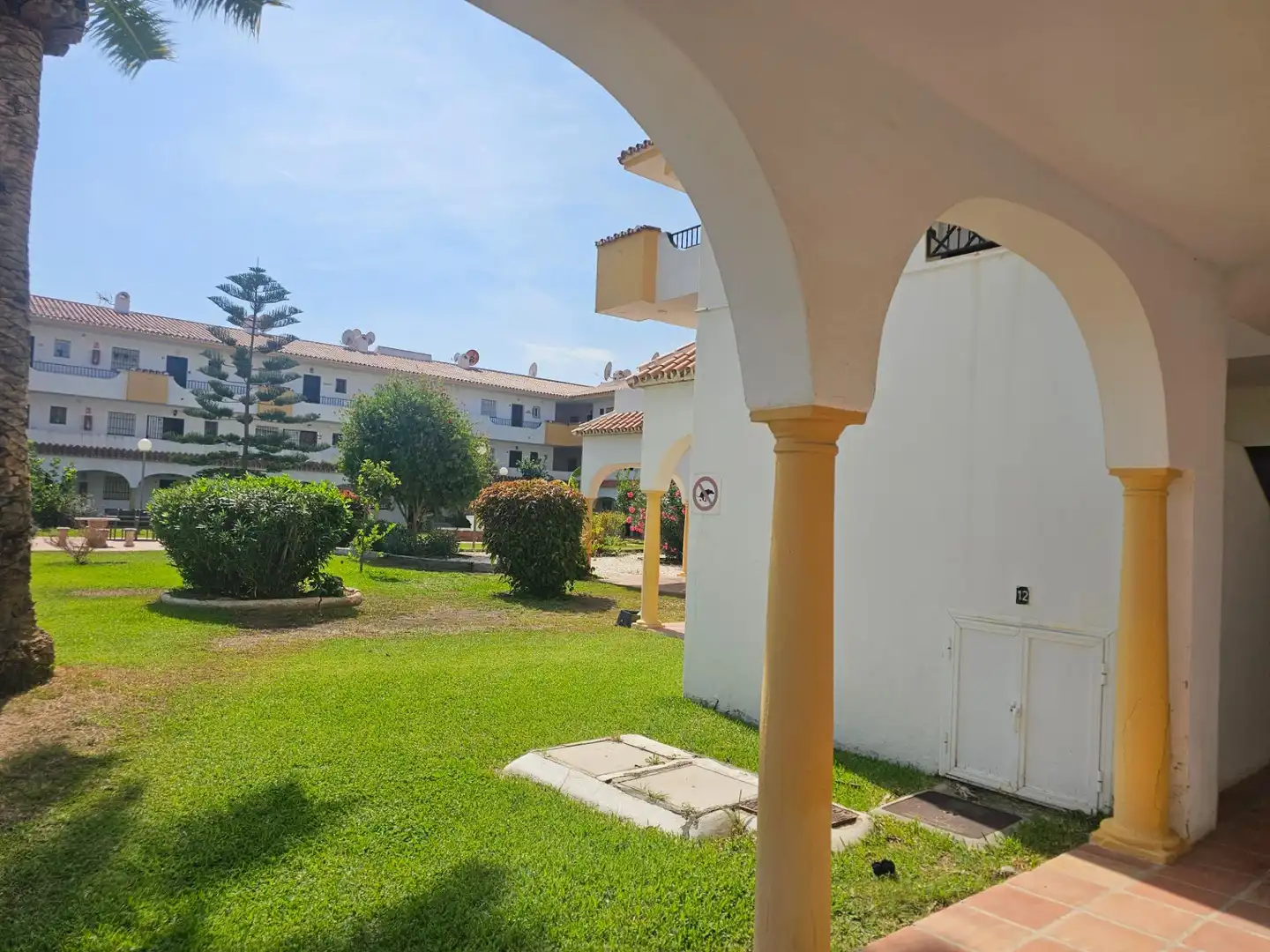 Bajo con piscina en venta en El Faro de Calaburra - Chaparral, imagen 33