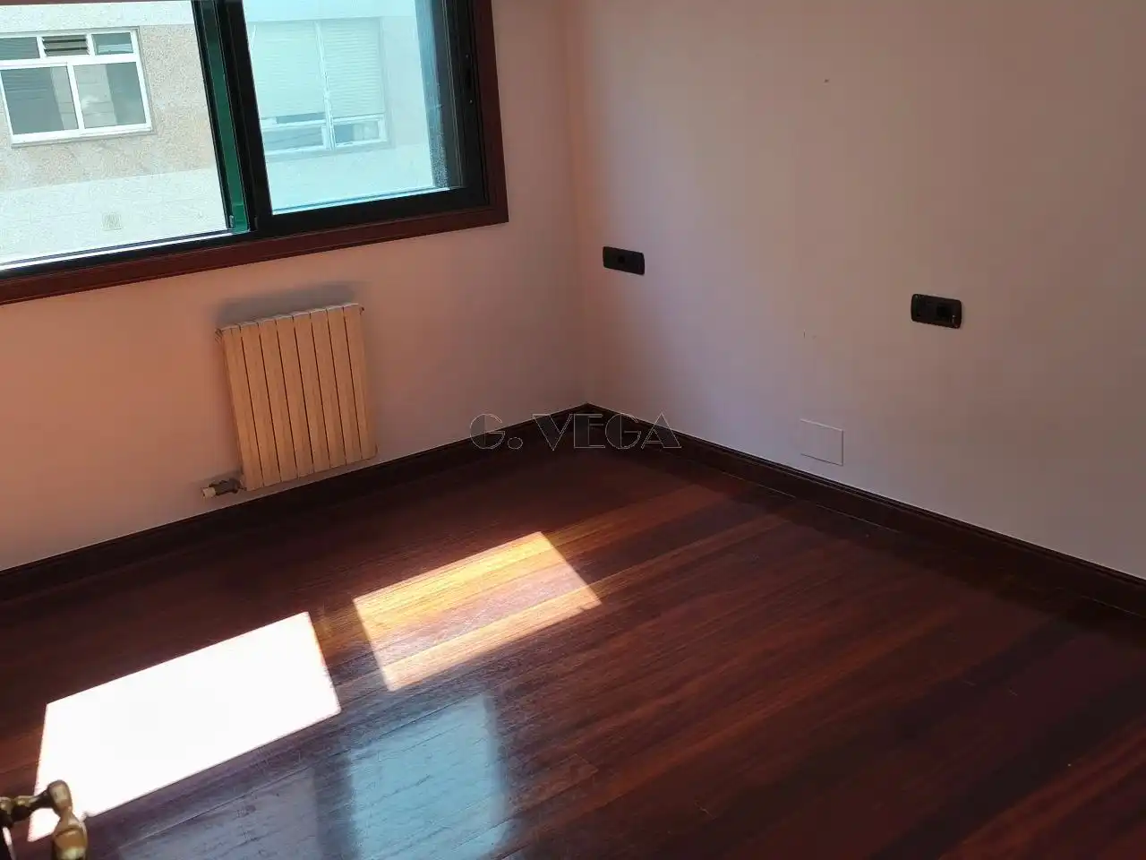 Bedroom of Flat for rent in Vigo   with Heating and Storage room