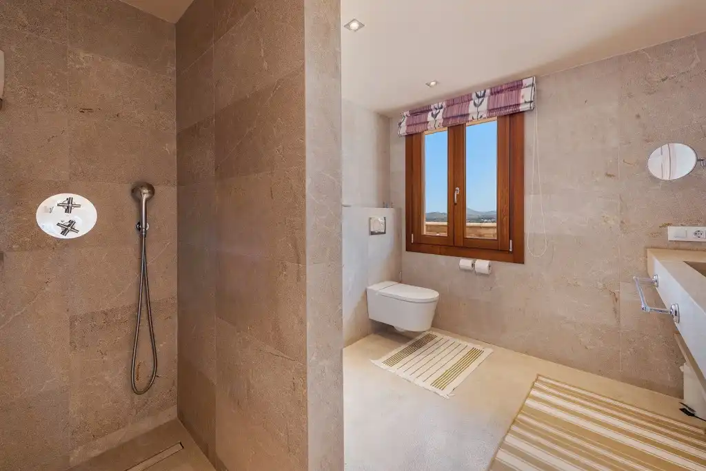 Baño de Casa o chalet en venta en Pollença con Aire acondicionado, Calefacción y Jardín privado