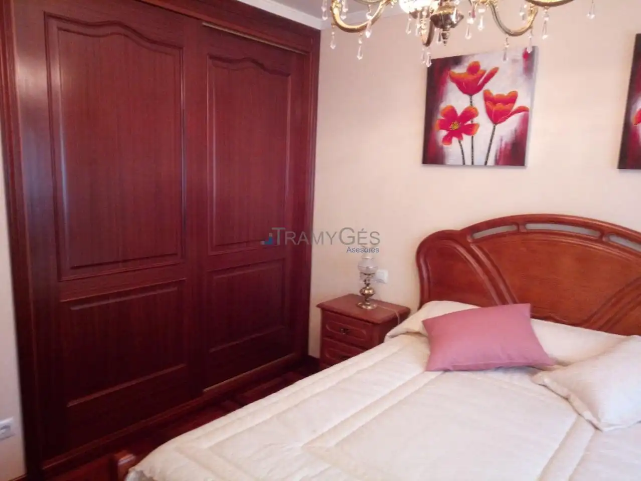 Habitación de Casa adosada en venta en Vigo  con Calefacción, Jardín privado y Parquet