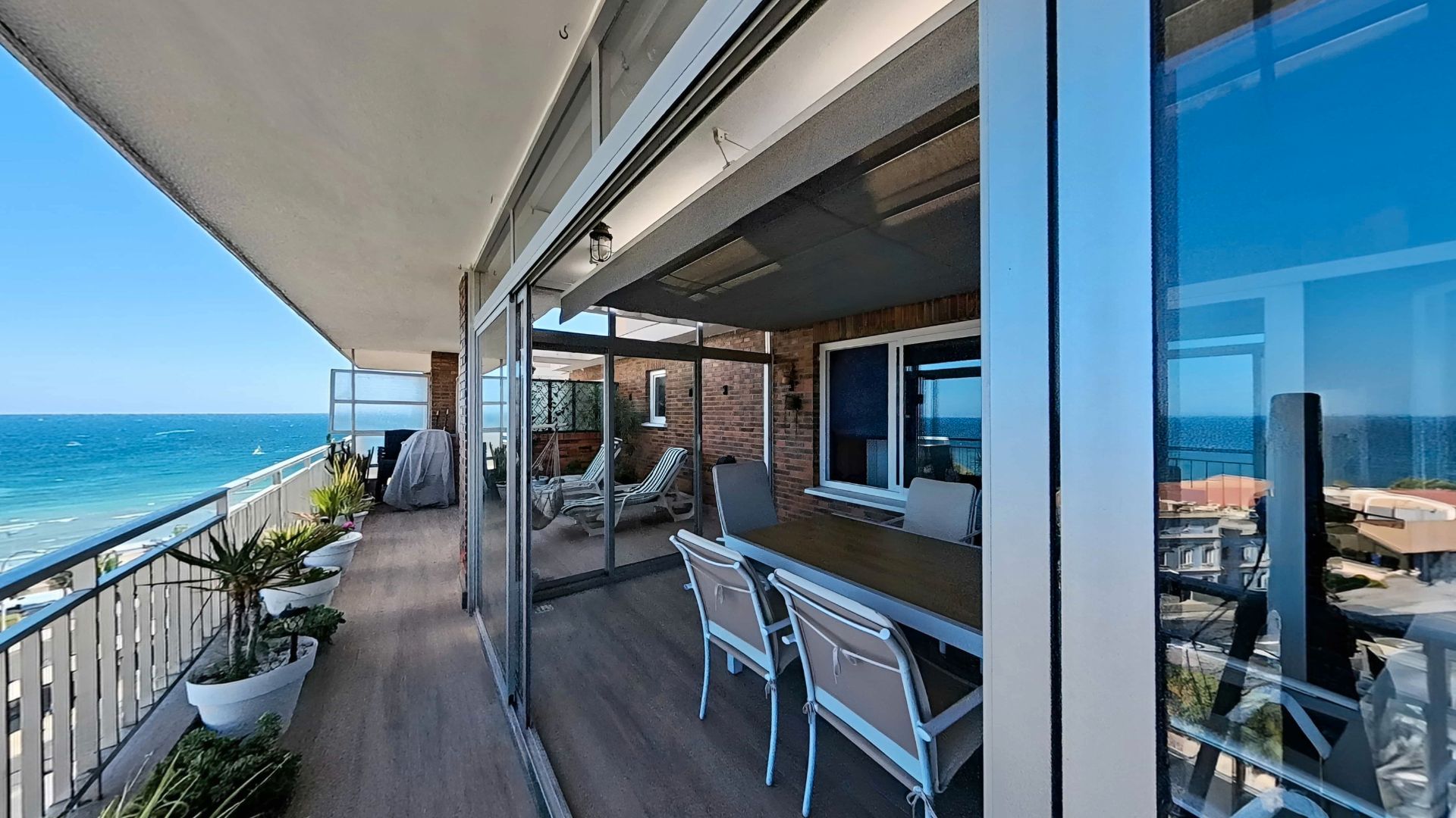 Terrace of Attic for sale in Alicante / Alacant  with Air Conditioner, Terrace and Oven