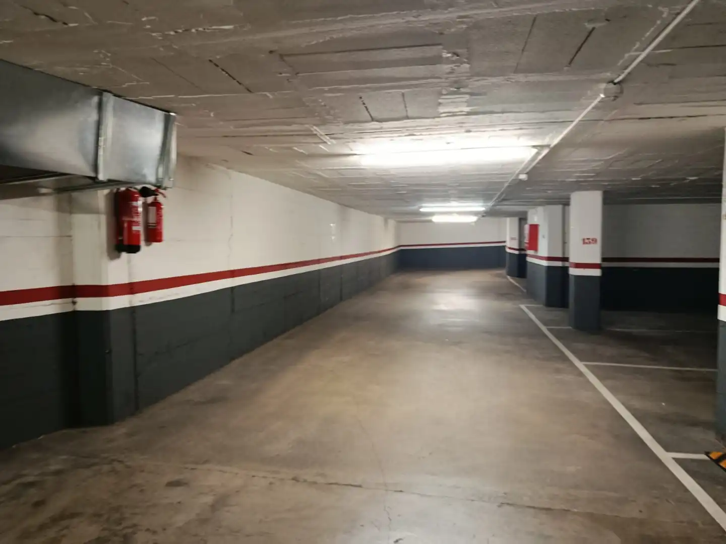 Garage zur Miete in Migdia, 45, Eixample Sud – Migdia