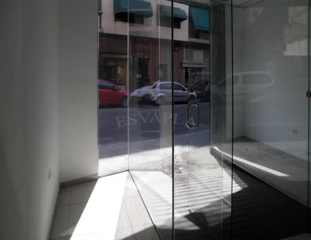 Locale commerciale in vendita a San Blas, imagen 2