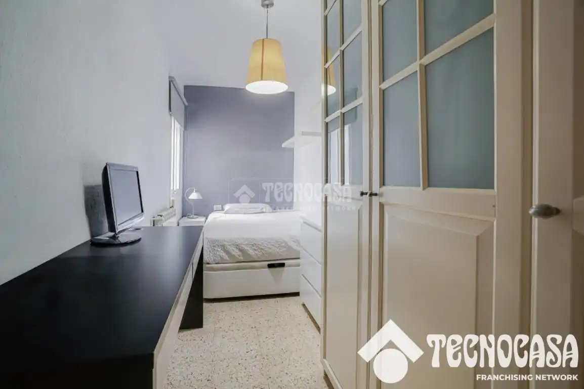 Habitación de Piso en venta en Badalona