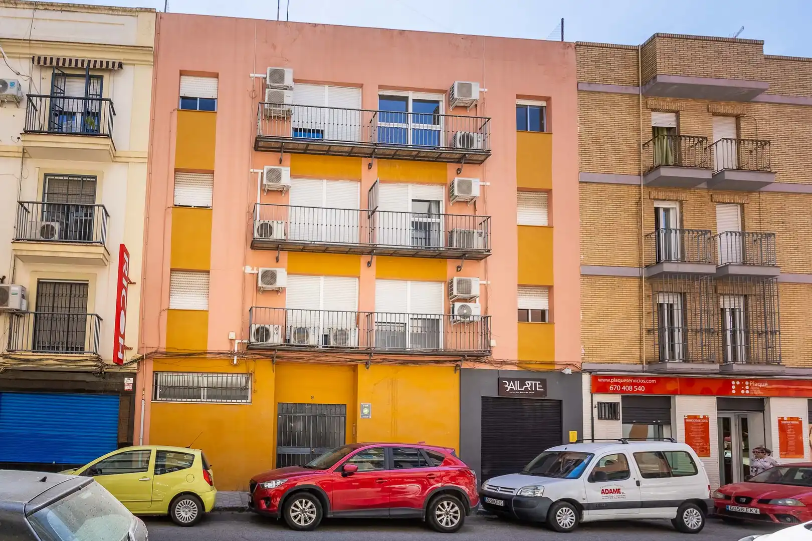 Exterior view of Flat for sale in Sevilla