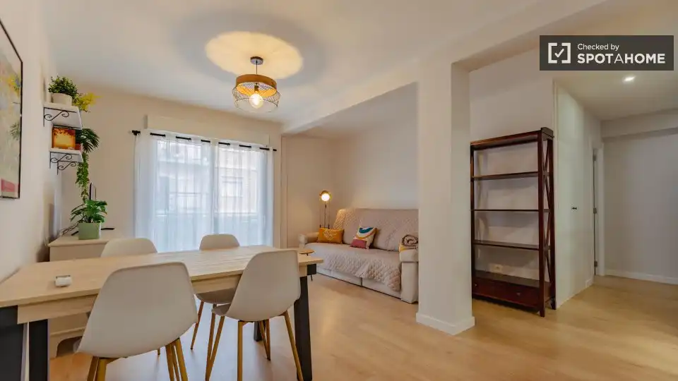 Sala de estar de Piso de alquiler en Valencia con Aire acondicionado, Calefacción y Amueblado