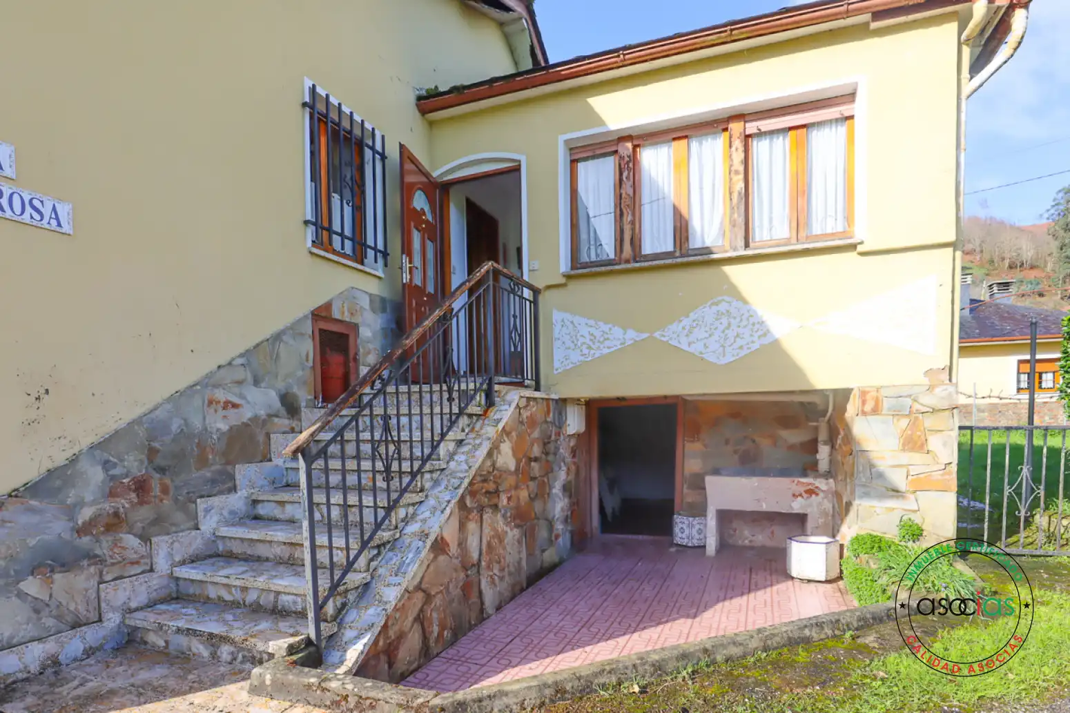 Vista exterior de Casa o chalet en venta en Valdés - Luarca con Calefacción, Jardín privado y Parquet