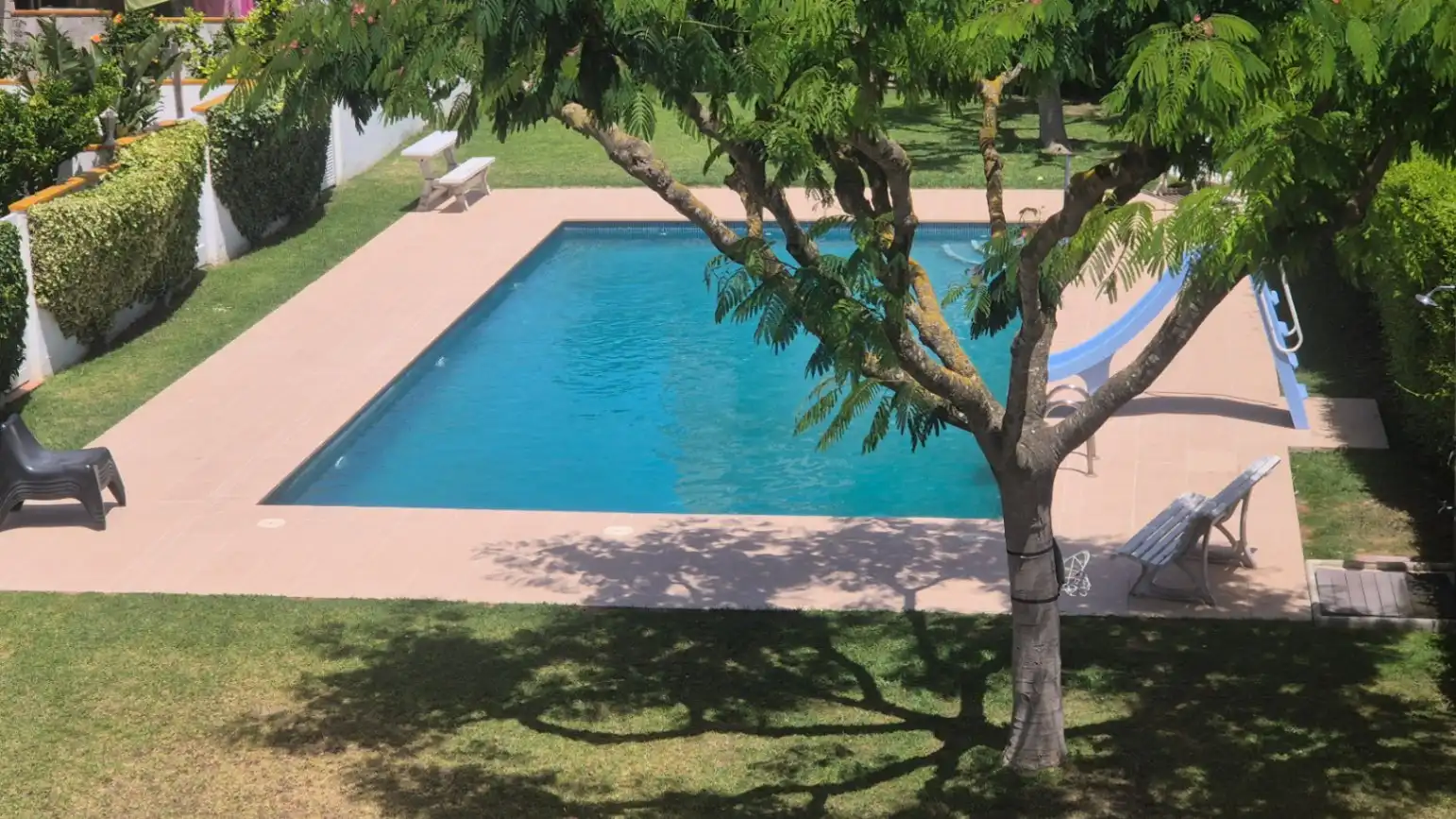 Piscina de Casa adosada en venda en Palafrugell amb Aire condicionat, Calefacció i Jardí privat